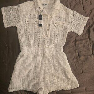 Vintage-Vibe Winter White crochet Romper (Fashion Nova, Size L)